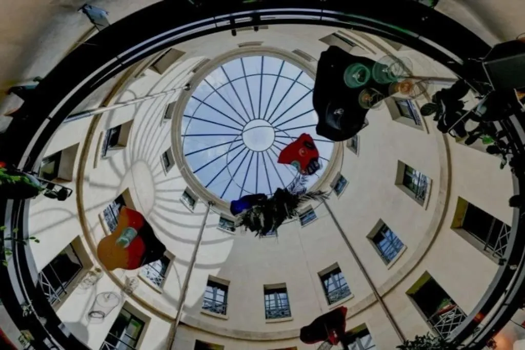 Facile D'Acces Et Entretenu Par Femme De Menage Paris Apartment
