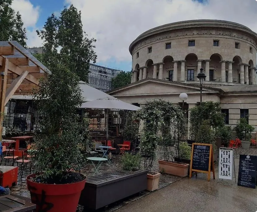 Facile D'Acces Et Entretenu Par Femme De Menage Paris Apartment