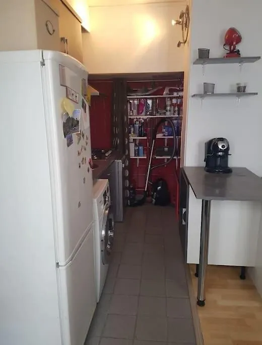 Facile D'Acces Et Entretenu Par Femme De Menage Paris 0*,